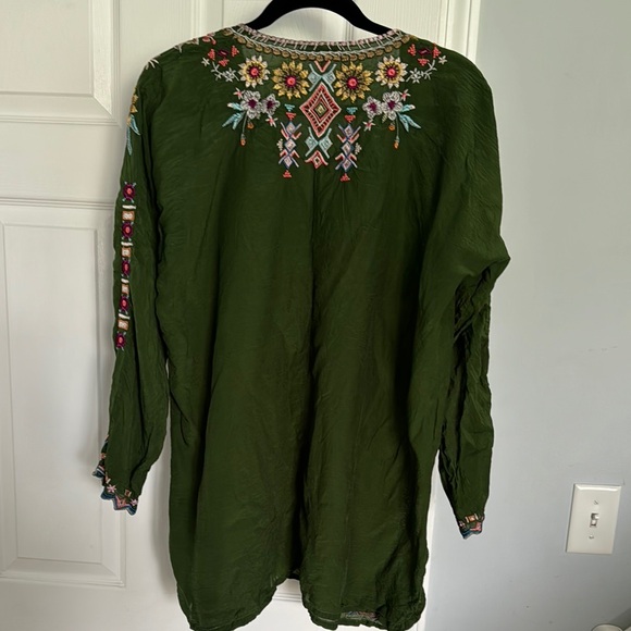 Women’s JOHNNY WAS Sunflower Blouse Size XL - Picture 6 of 15